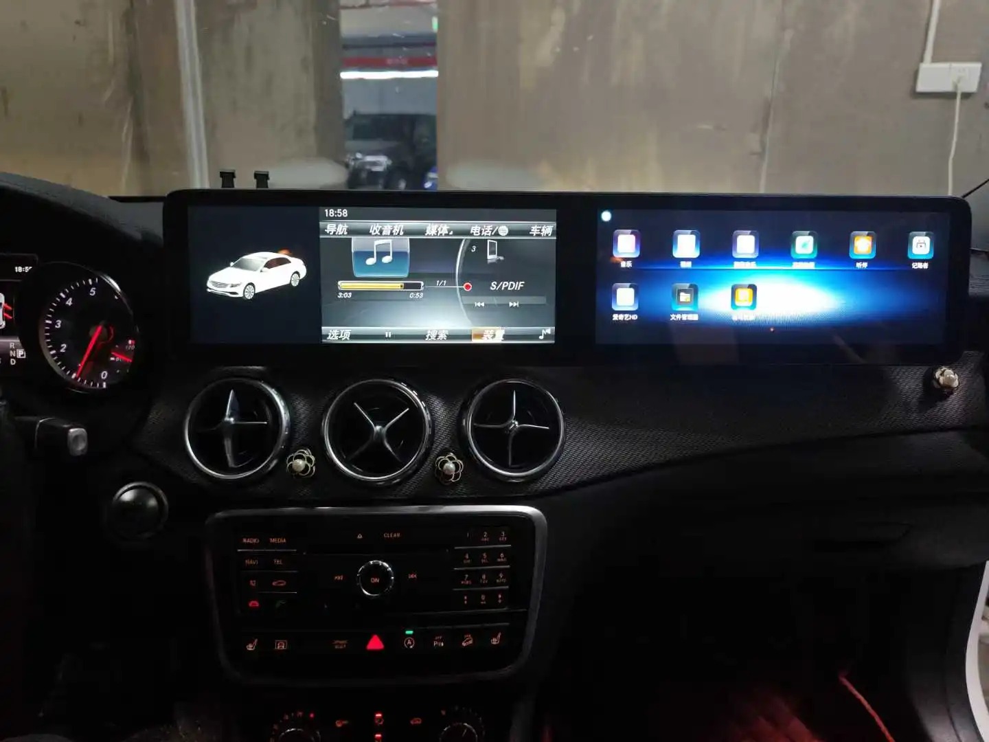 Double 12.3 Inch Car Dvd Player Android Radio Screen  Navigation Carplay for  A-CLASS (W176) CLA GLA 2014-2018